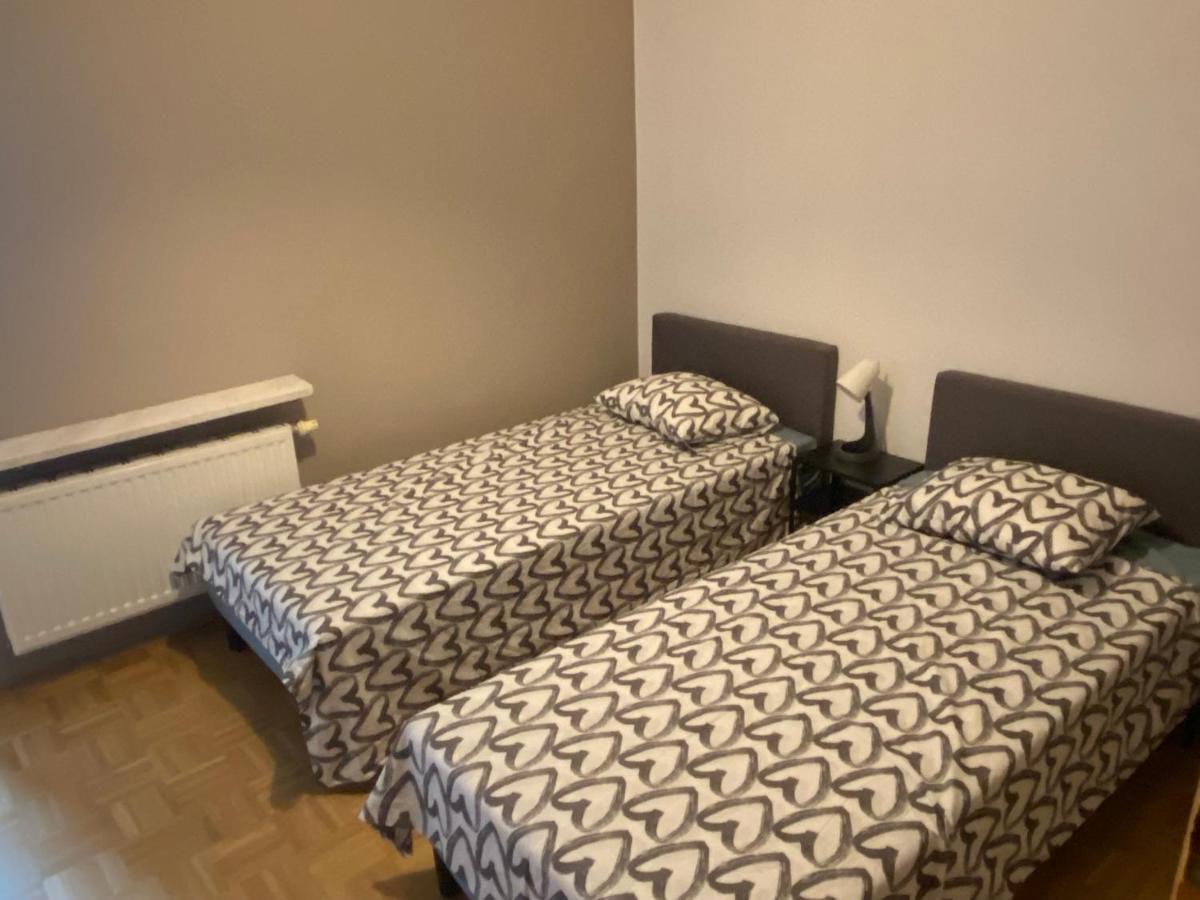 Pokoje Nowoursynowska Hostel Warsawa Bagian luar foto