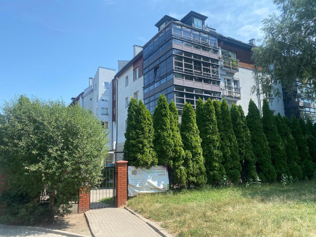 Pokoje Nowoursynowska Hostel Warsawa Bagian luar foto