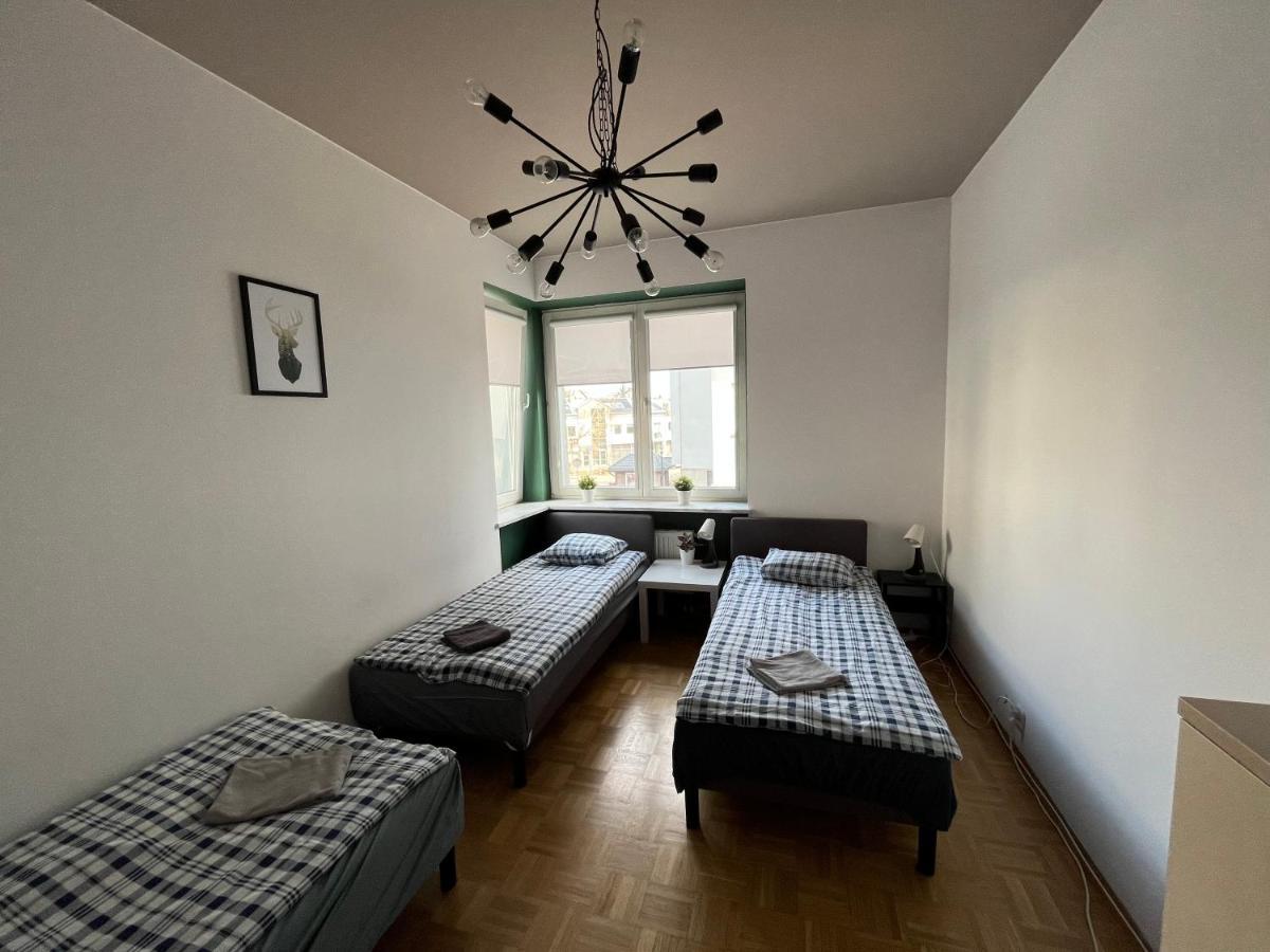 Pokoje Nowoursynowska Hostel Warsawa Bagian luar foto