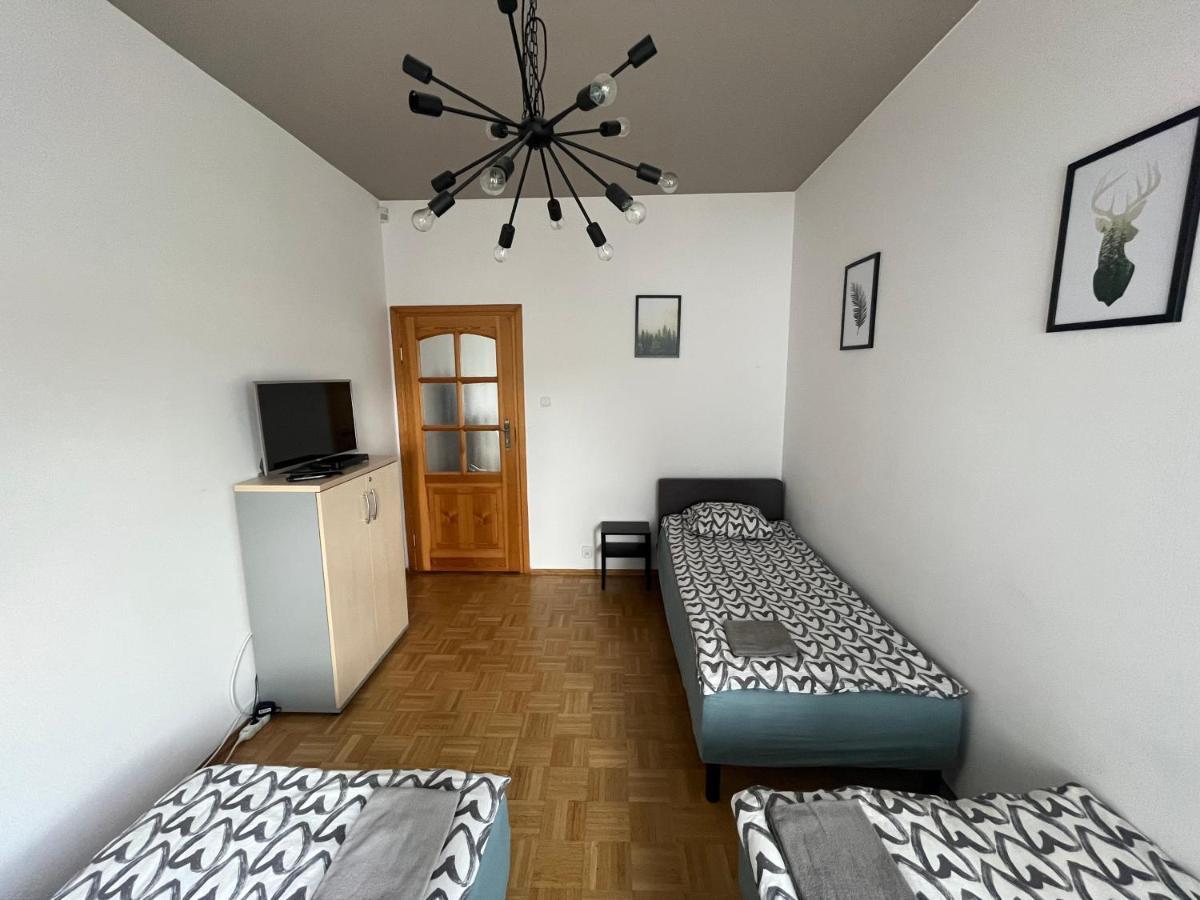 Pokoje Nowoursynowska Hostel Warsawa Bagian luar foto
